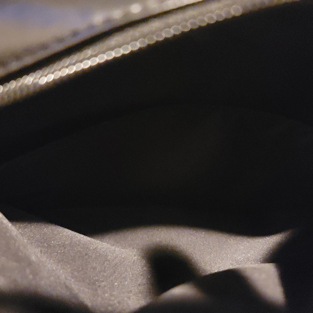 Christian Dior Makeup Bag - Picture 3 of 7